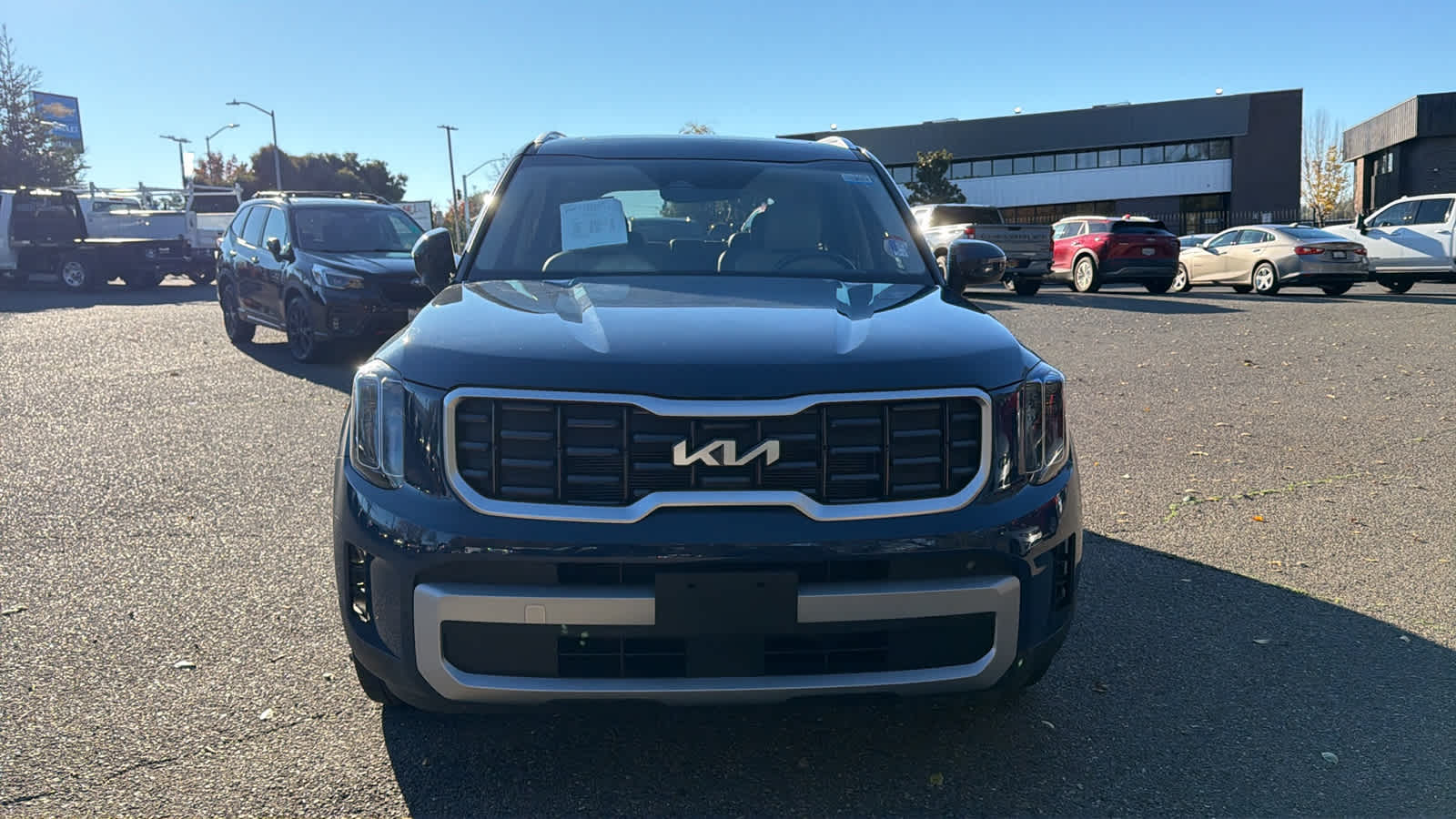 2023 Kia Telluride S photo 2