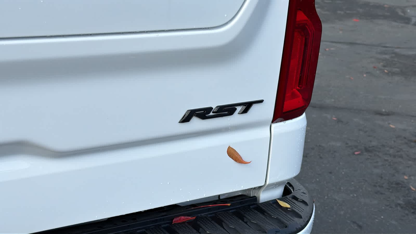 Thumbnail: 2026 Chevrolet Silverado 1500 - 28