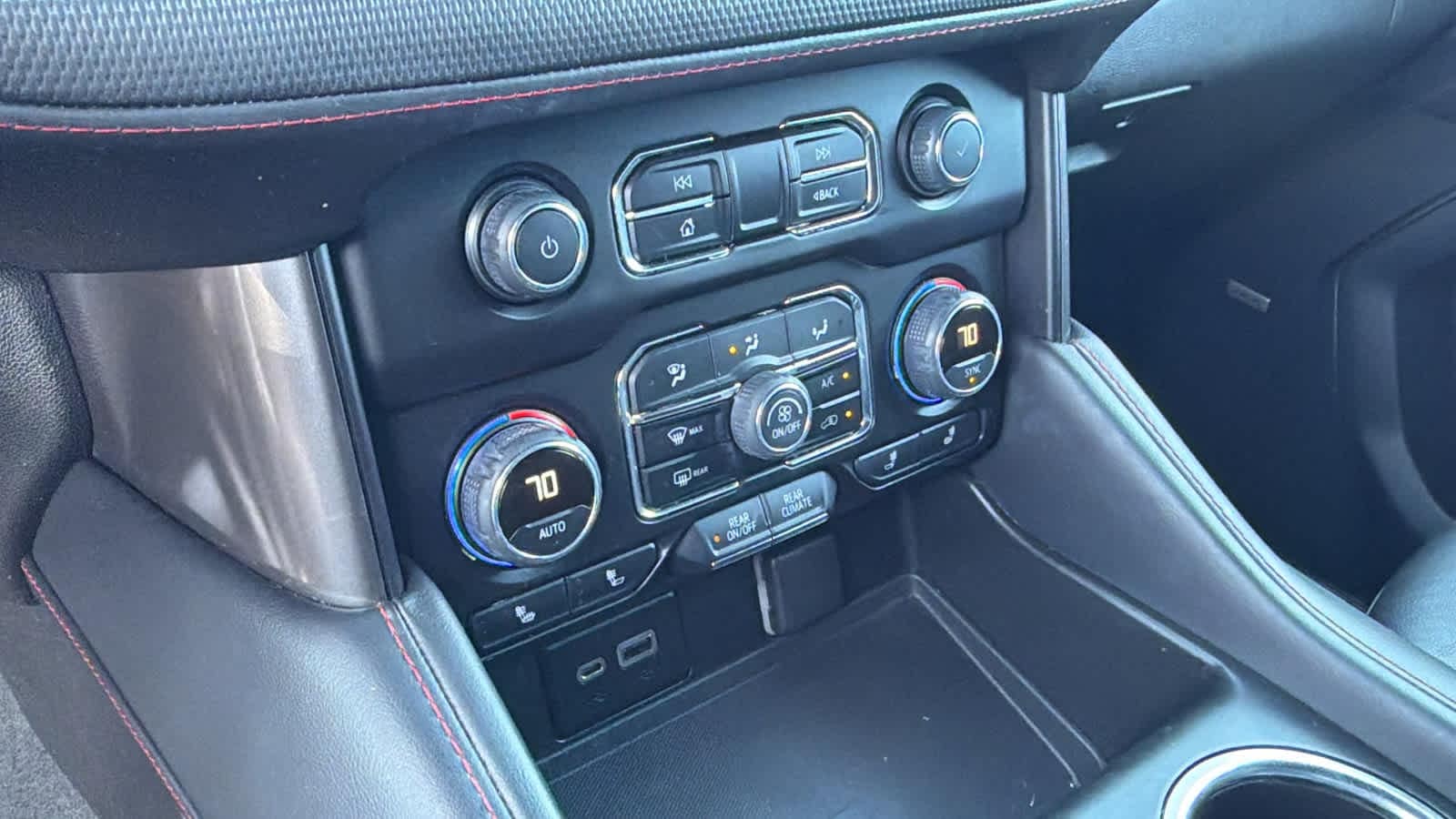 Thumbnail: 2022 Chevrolet Tahoe - 13