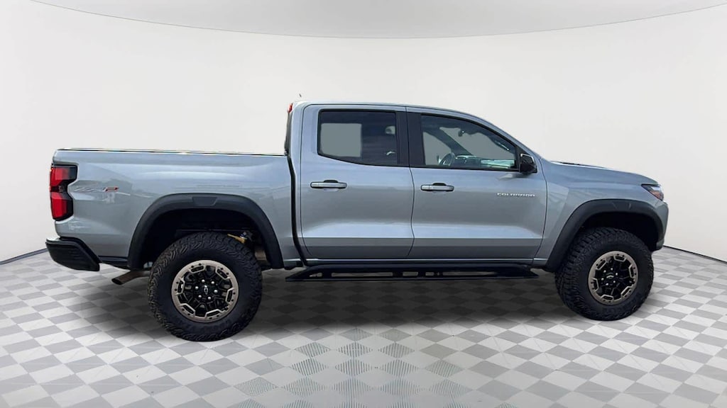 Used 2025 Chevrolet Colorado ZR2 Truck Crew Cab