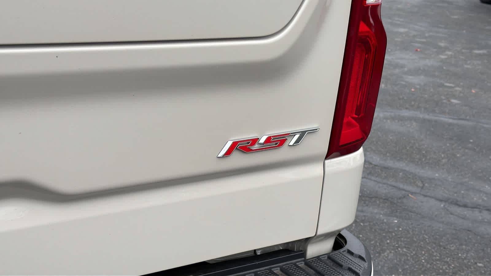 Thumbnail: 2026 Chevrolet Silverado 1500 - 28