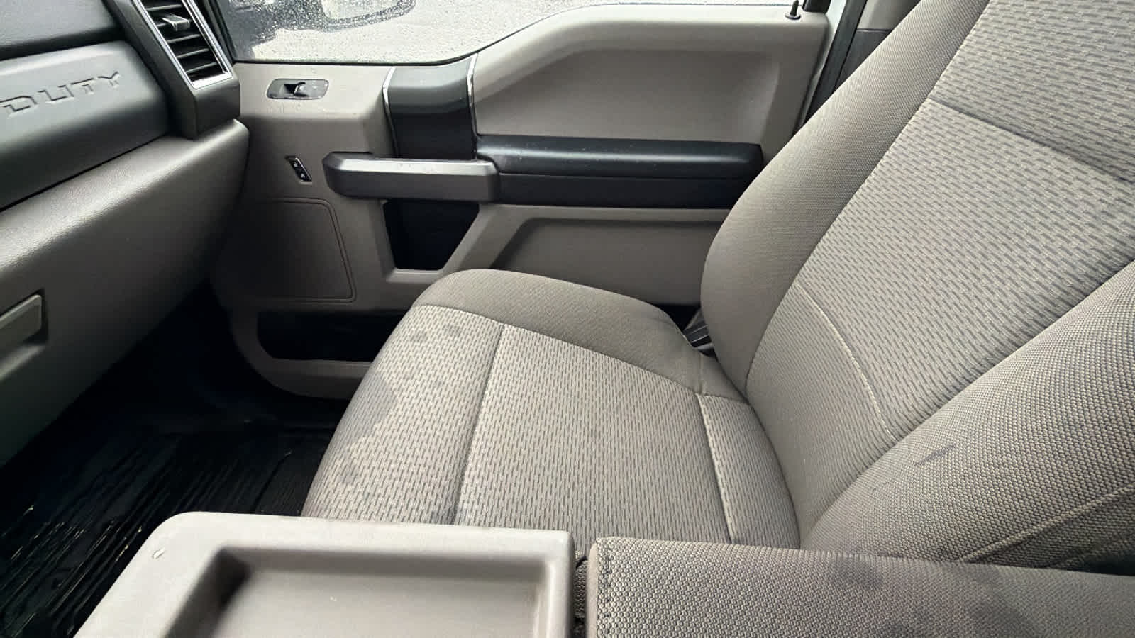 Thumbnail: 2018 Ford Econoline - 12