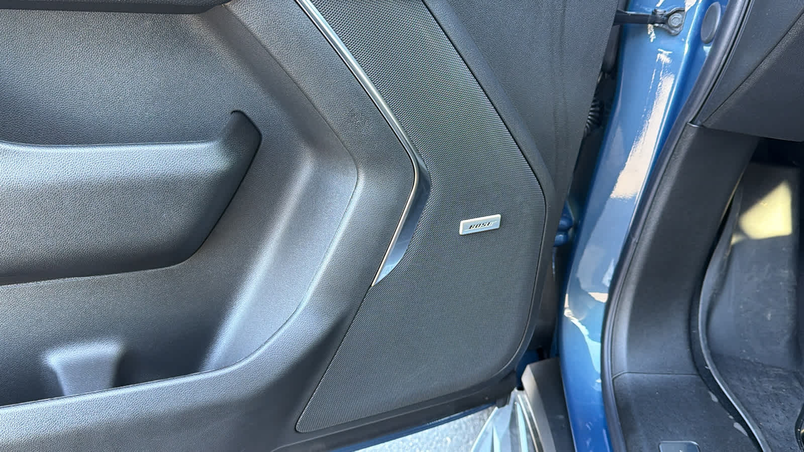 Thumbnail: 2025 Chevrolet Suburban - 33