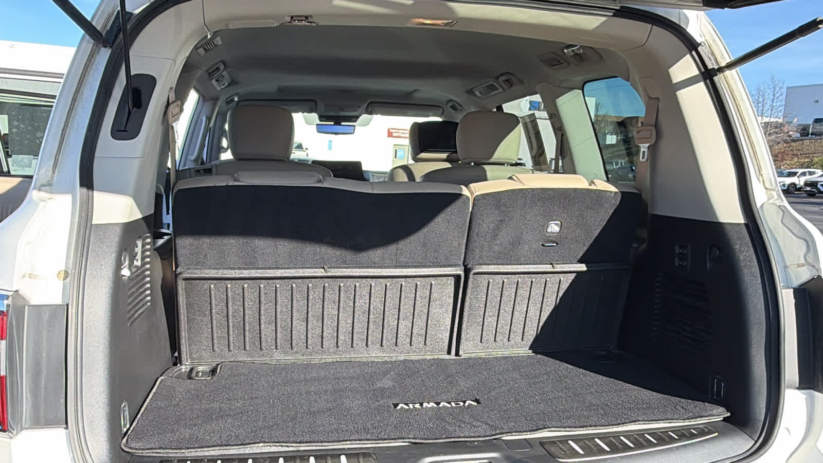 Thumbnail: 2023 Nissan Armada - 27
