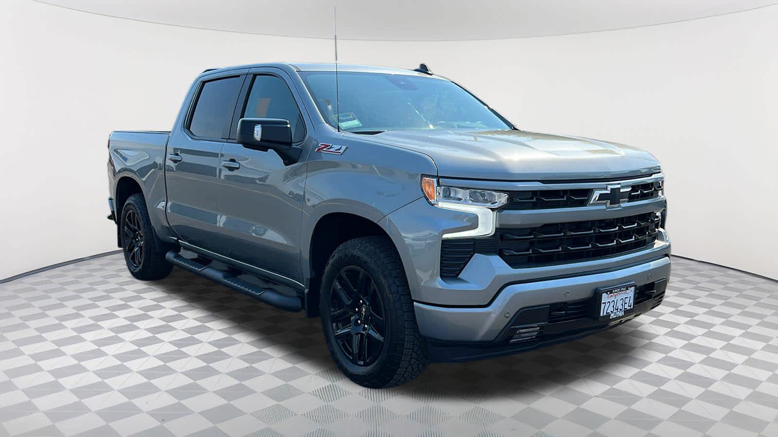 2025 Chevrolet Silverado 1500 RST photo 3