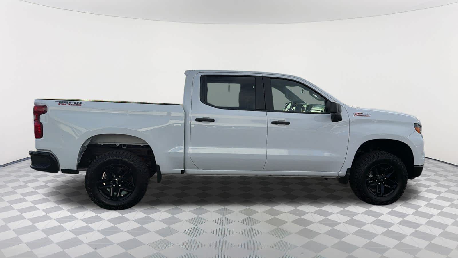 Thumbnail: 2026 Chevrolet Silverado 1500 - 4