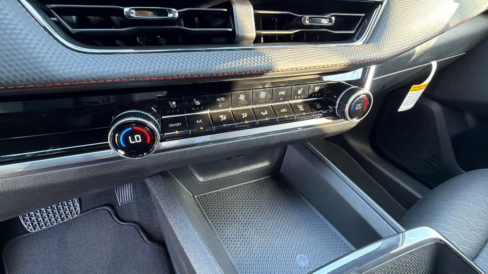 Thumbnail: 2026 Chevrolet Equinox - 13