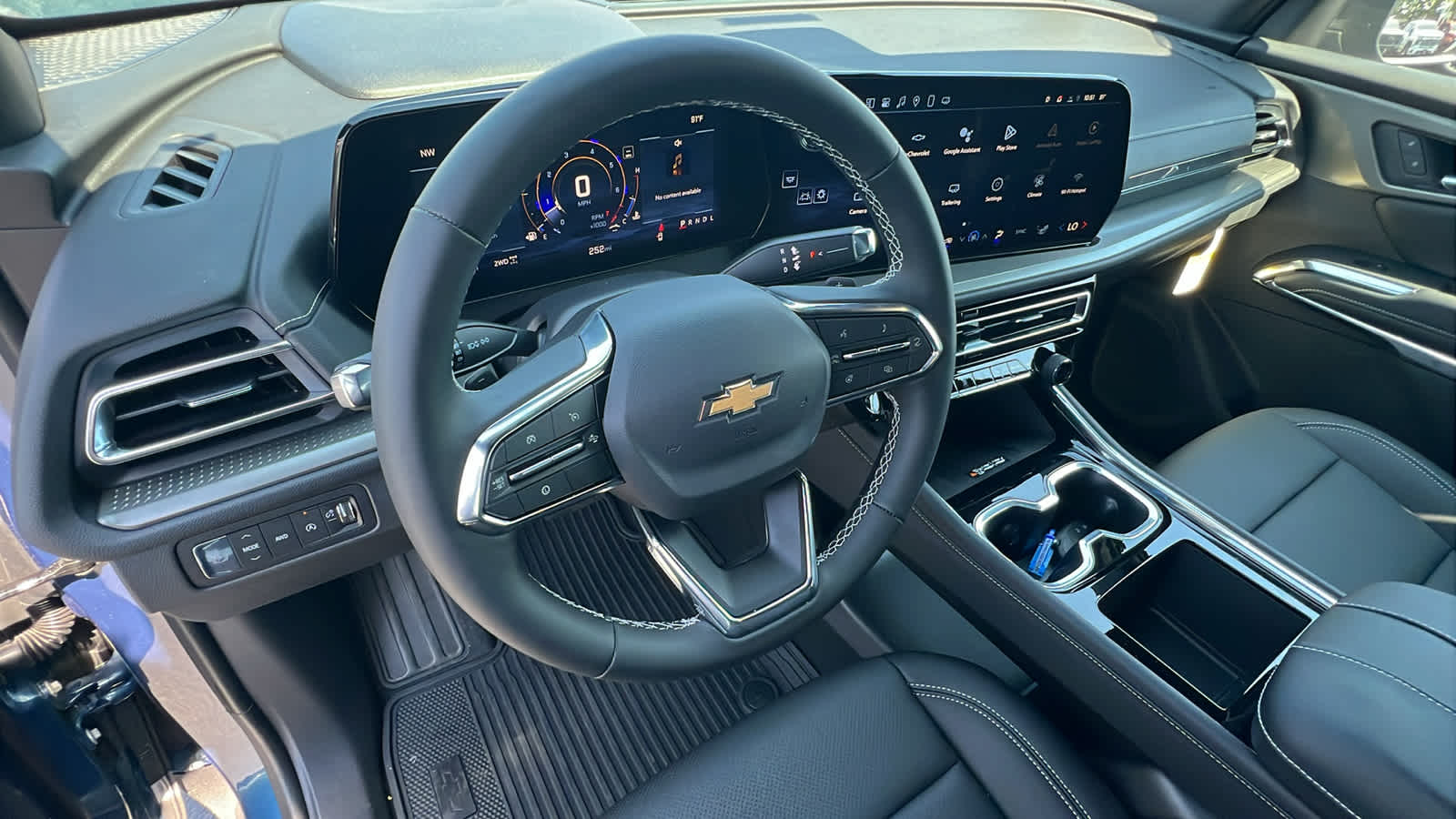2025 Chevrolet Traverse LT 10