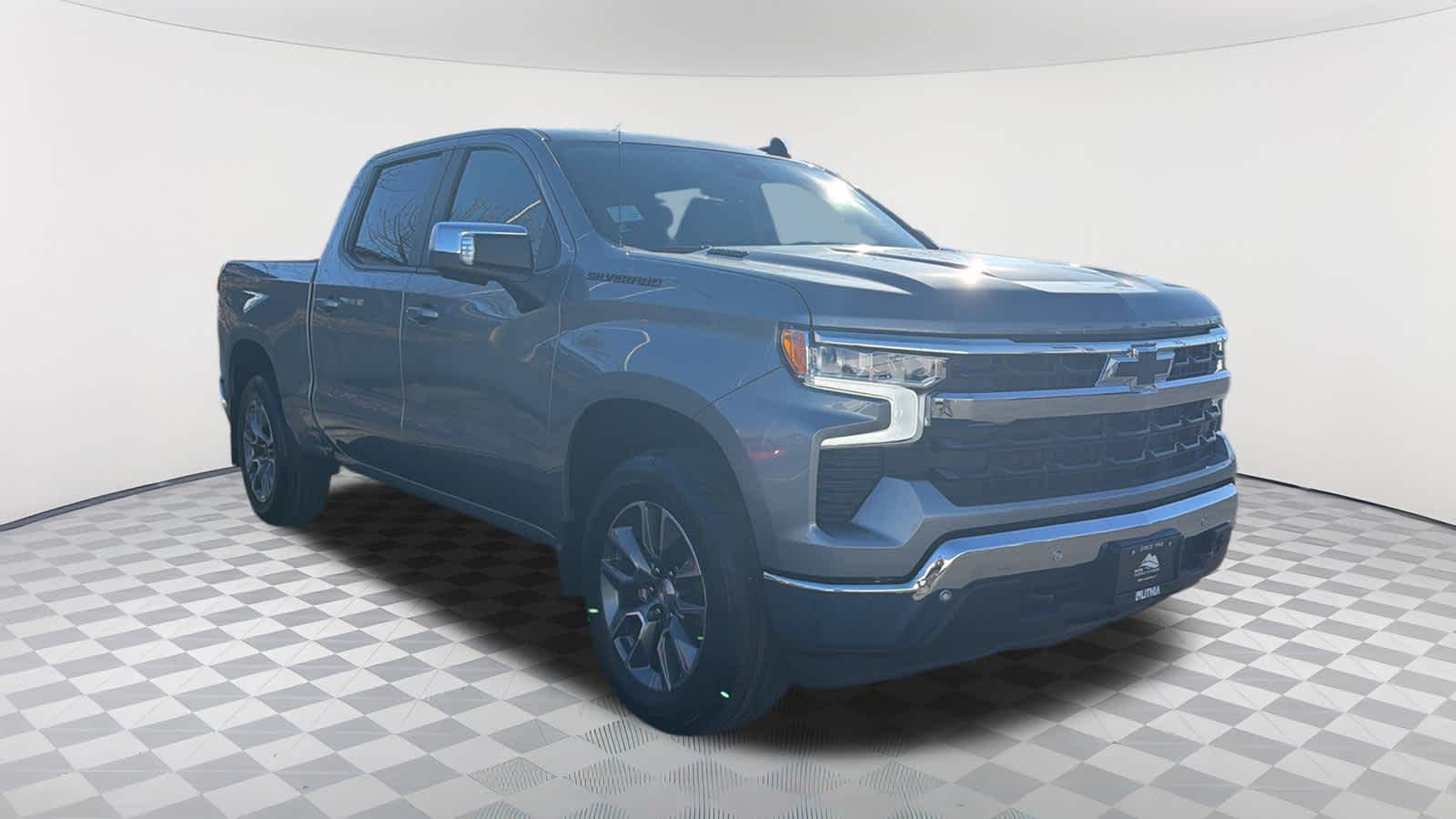 Thumbnail: 2026 Chevrolet Silverado 1500 - 3