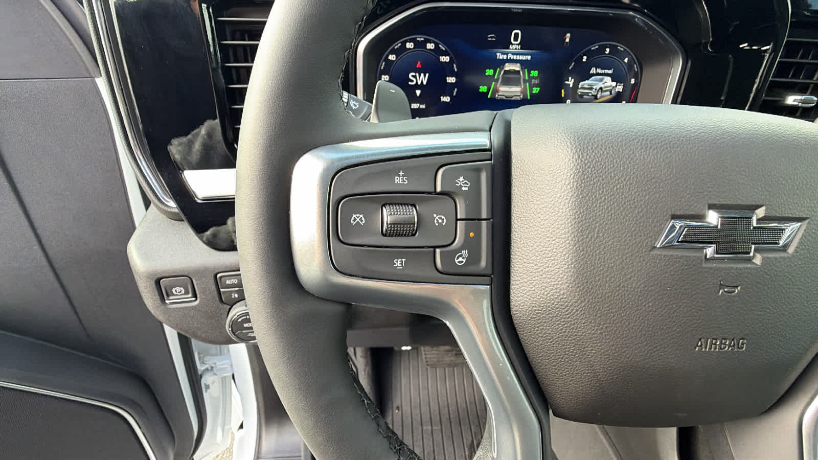 Thumbnail: 2026 Chevrolet Silverado 1500 - 19