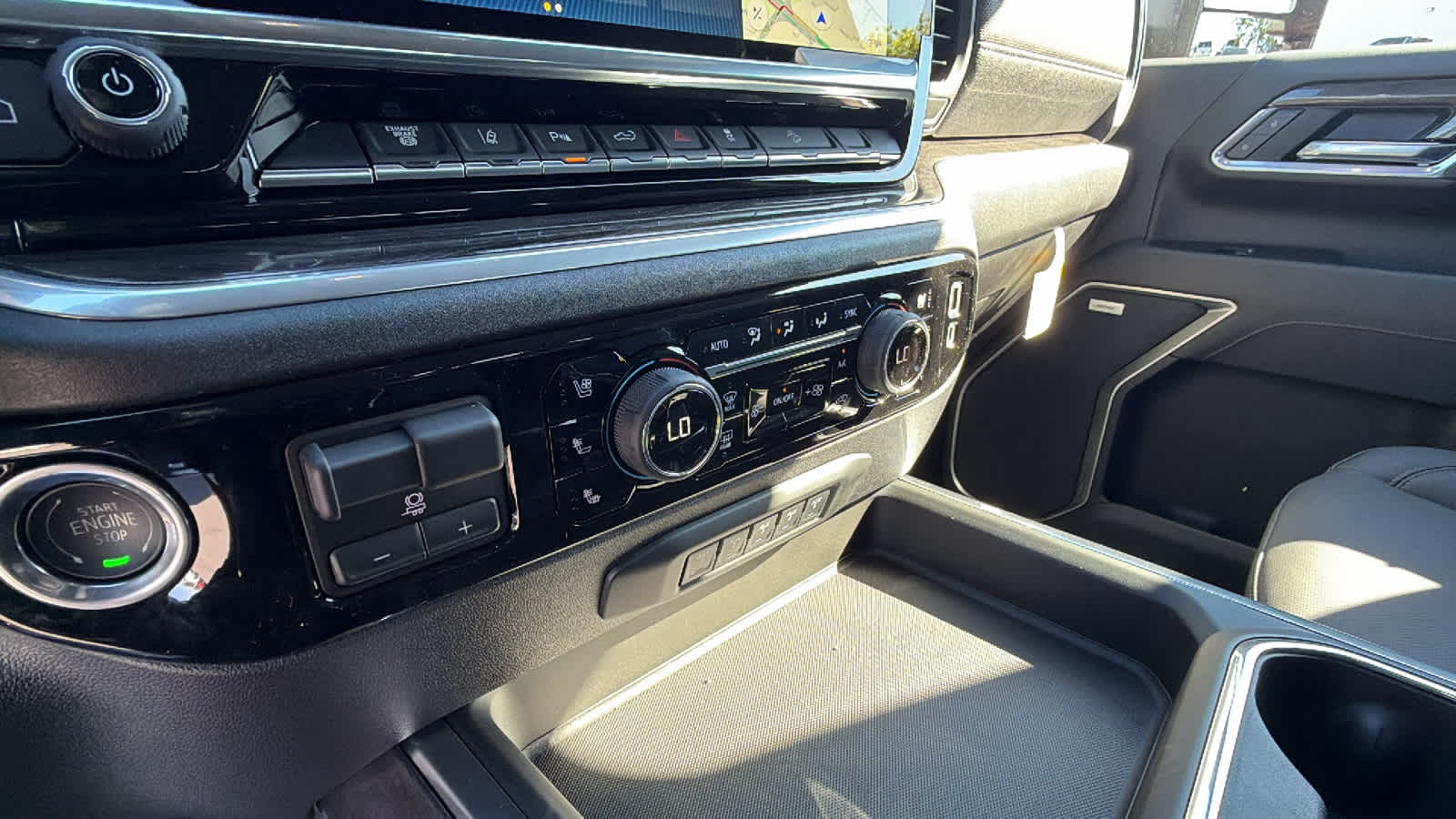 Thumbnail: 2026 Chevrolet Silverado 2500 - 14