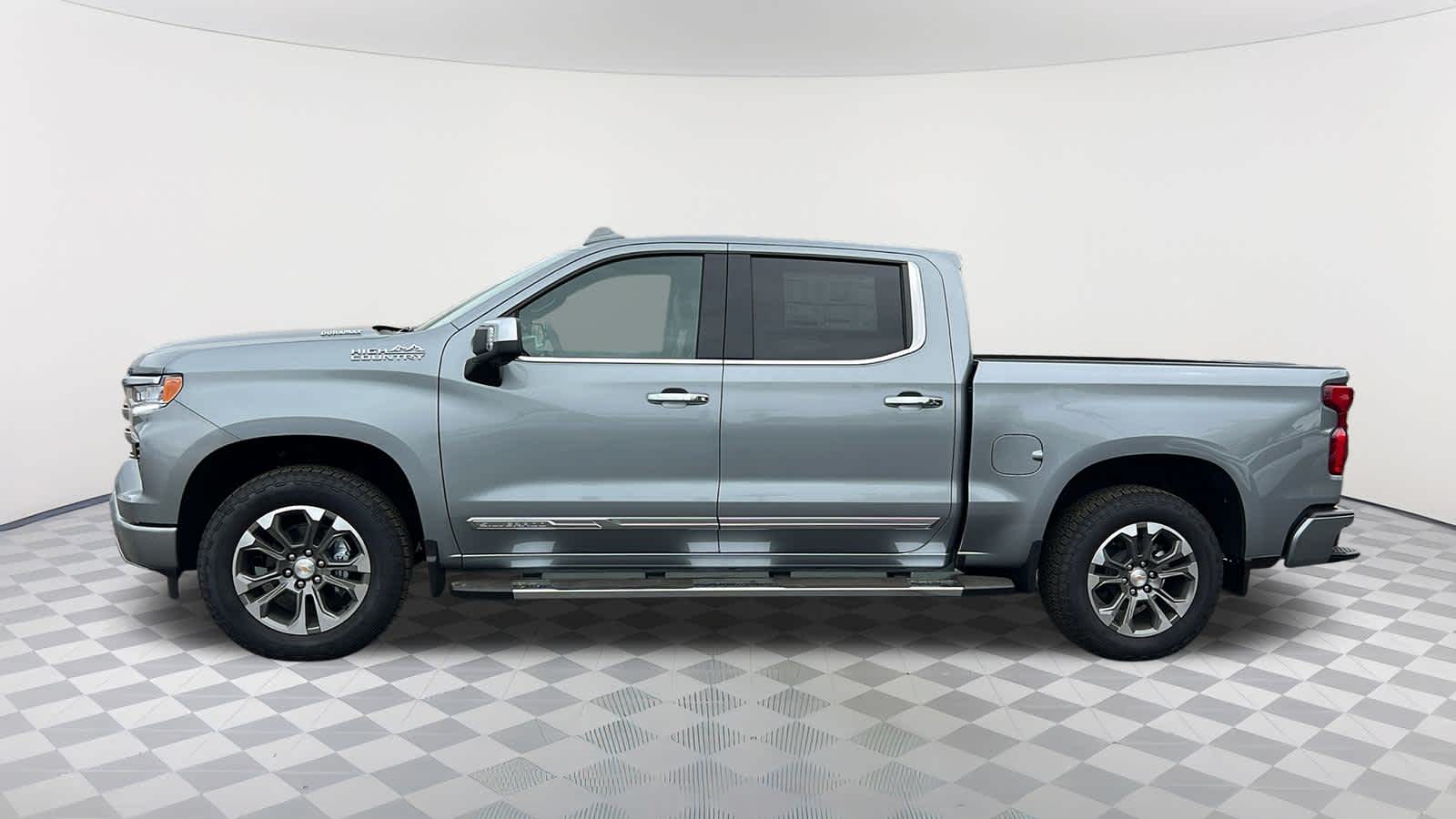 Thumbnail: 2025 Chevrolet Silverado 1500 - 8