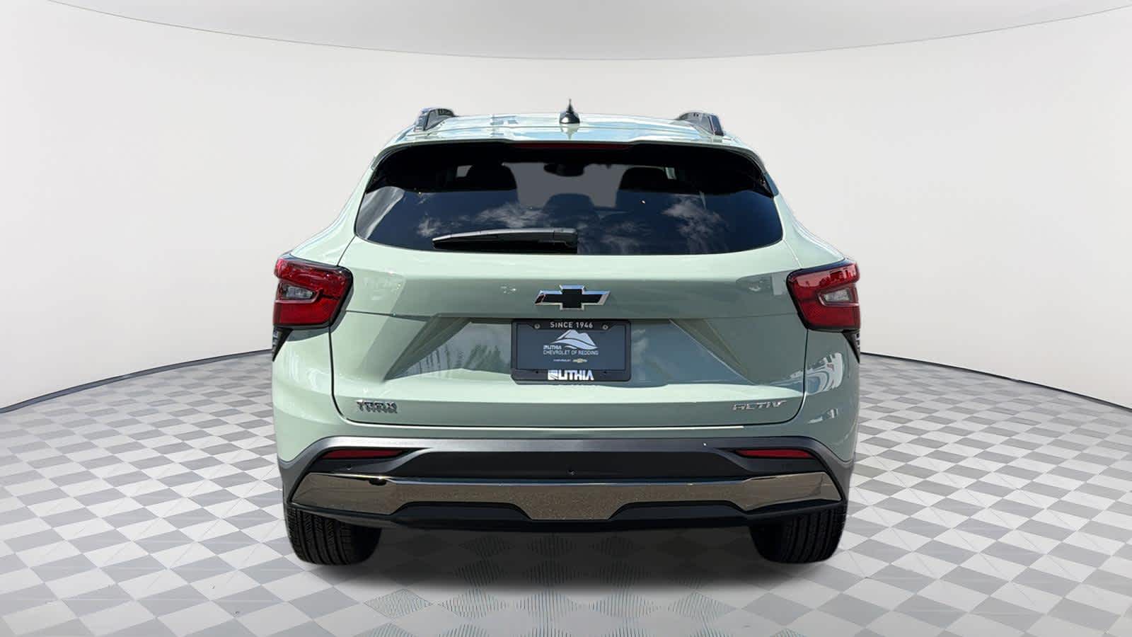 Thumbnail: 2026 Chevrolet Trax - 6