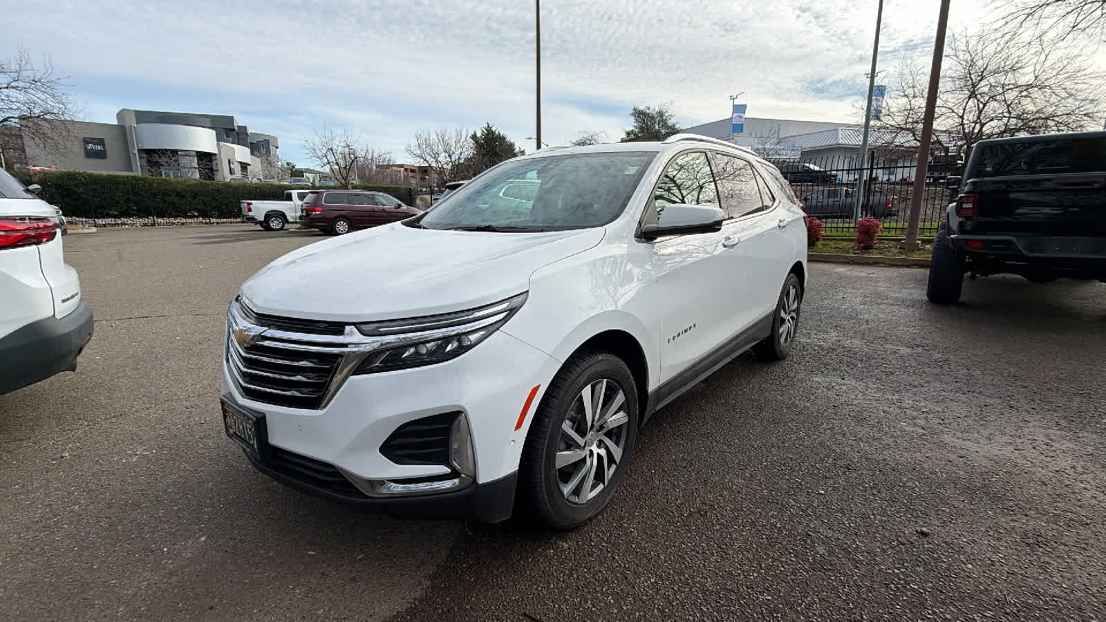 Thumbnail: 2022 Chevrolet Equinox - 1