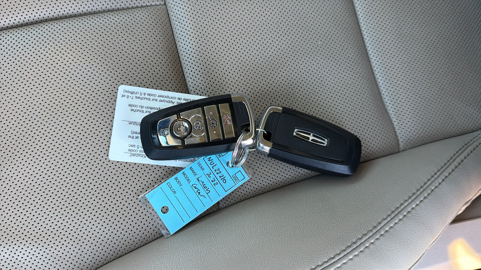 Thumbnail: 2022 Lincoln Corsair - 20