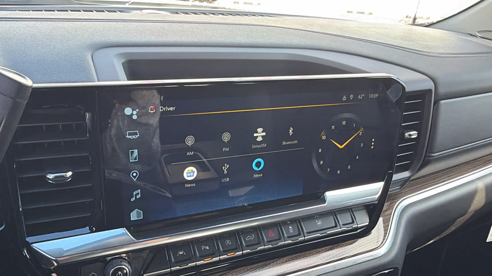 Thumbnail: 2025 Chevrolet Silverado 1500 - 15