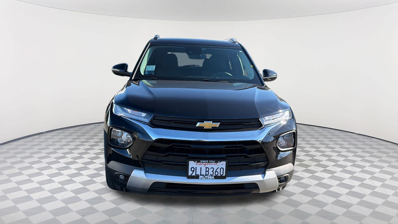 Thumbnail: 2023 Chevrolet TrailBlazer - 2