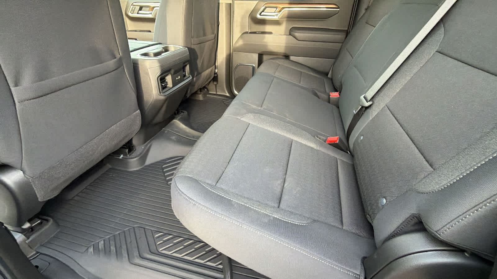 Thumbnail: 2026 Chevrolet Silverado 1500 - 24