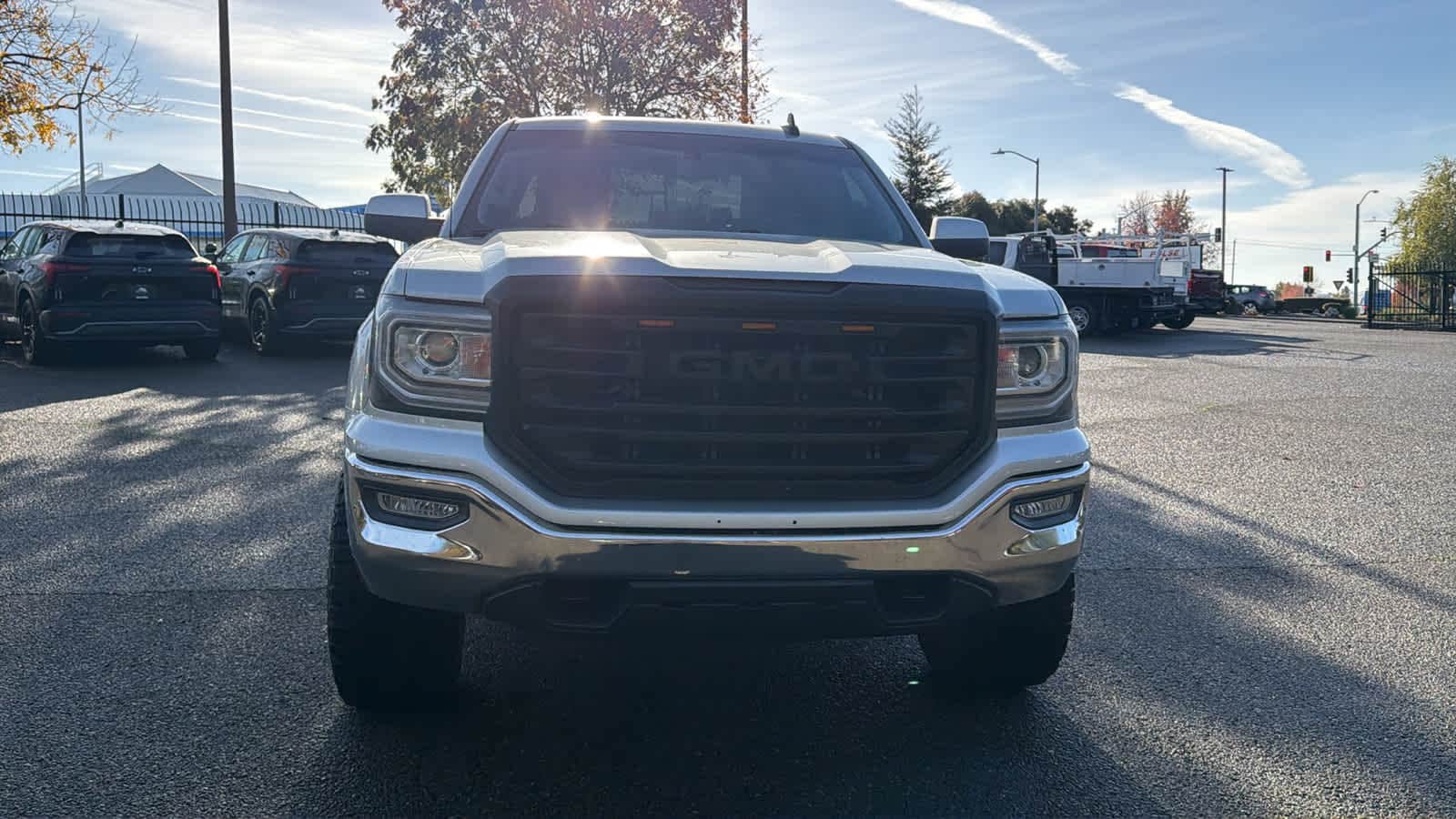 Thumbnail: 2017 GMC Sierra 1500 - 2