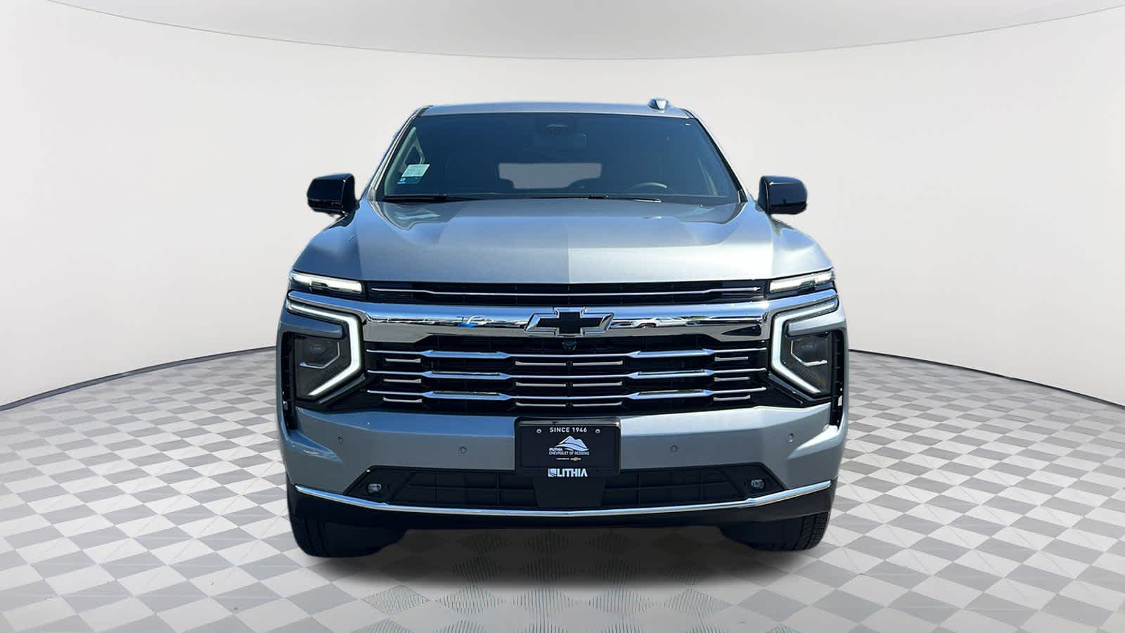 Thumbnail: 2025 Chevrolet Suburban - 2