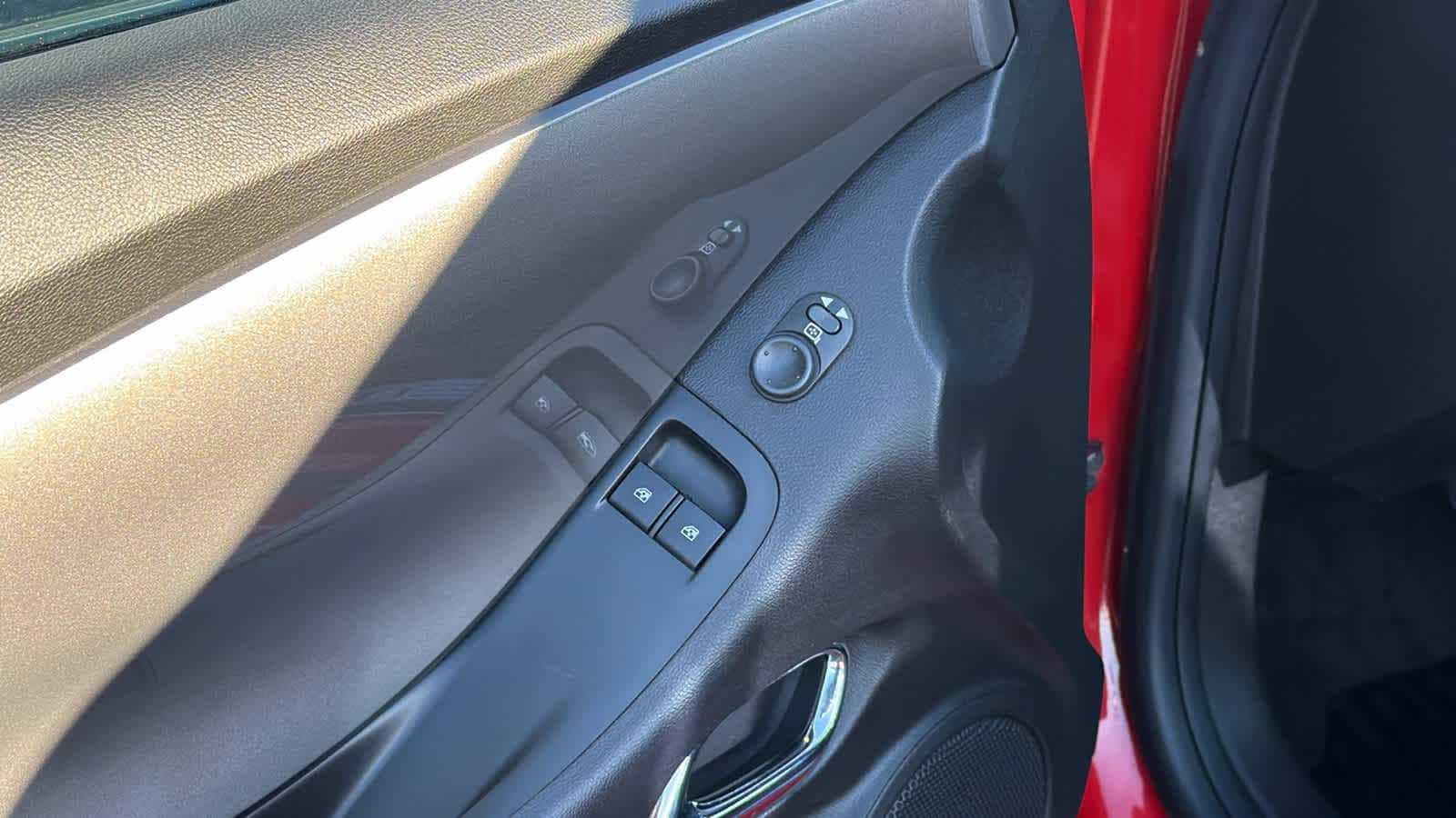 Thumbnail: 2010 Chevrolet Camaro - 22