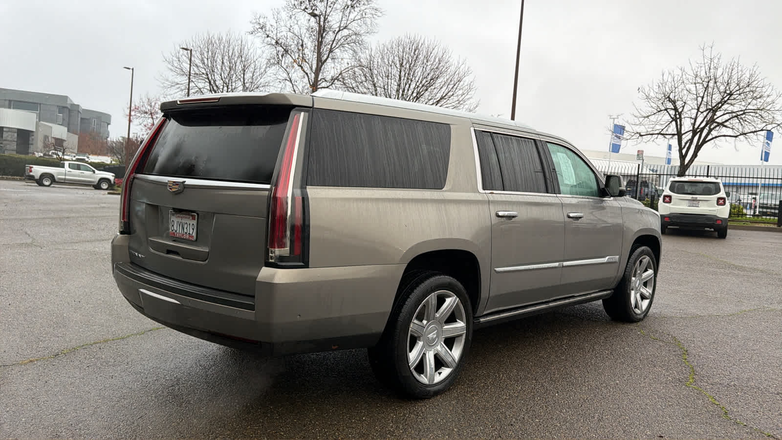 Thumbnail: 2019 Cadillac Escalade - 5