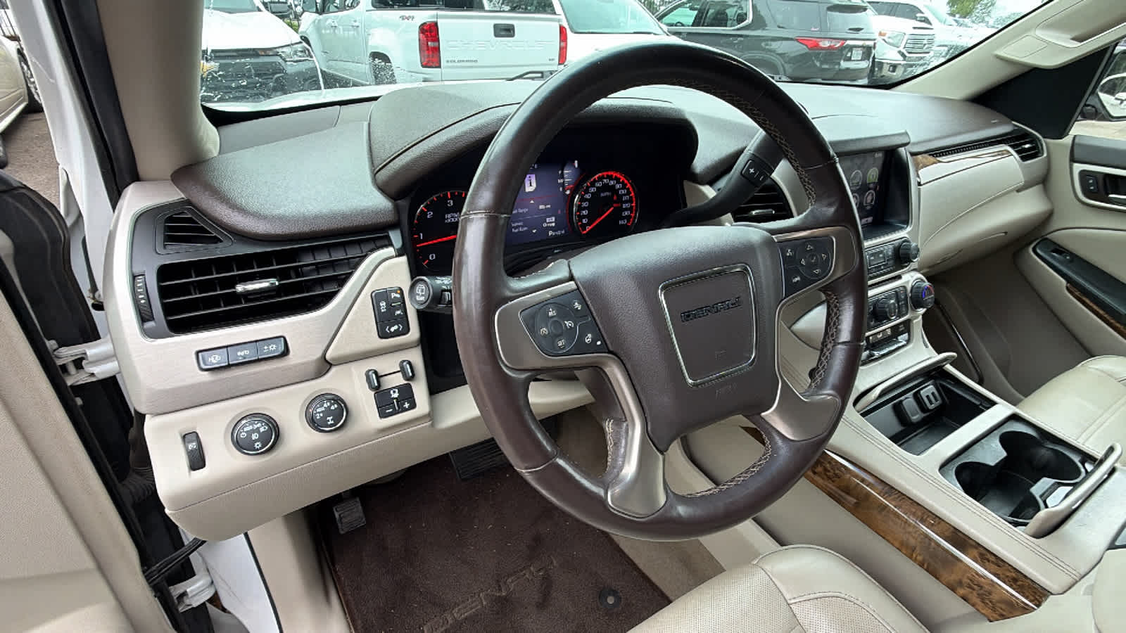 Thumbnail: 2016 GMC Yukon - 11