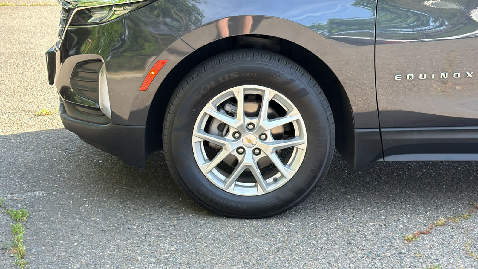 Thumbnail: 2022 Chevrolet Equinox - 9