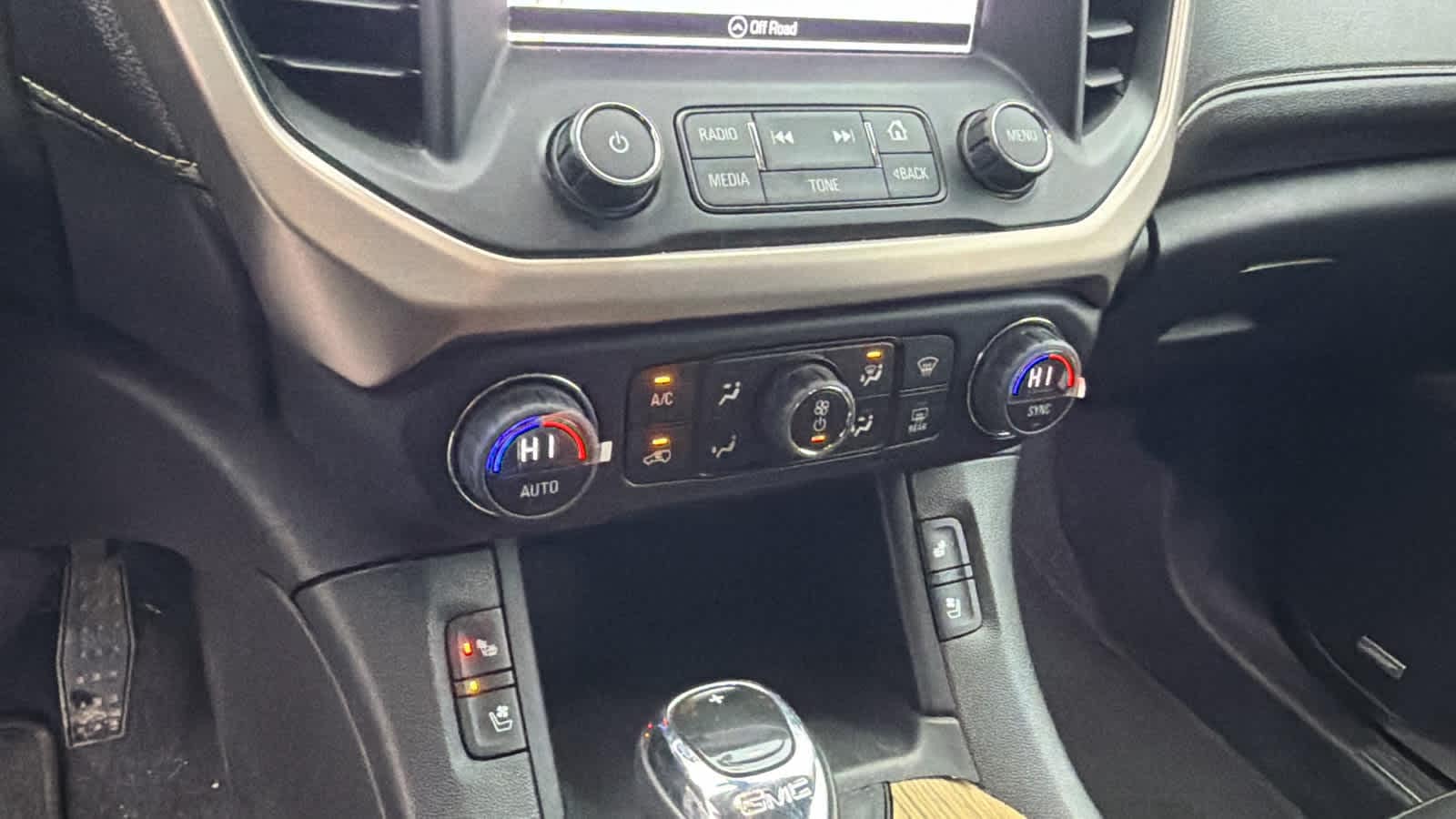 Thumbnail: 2018 GMC Acadia - 13