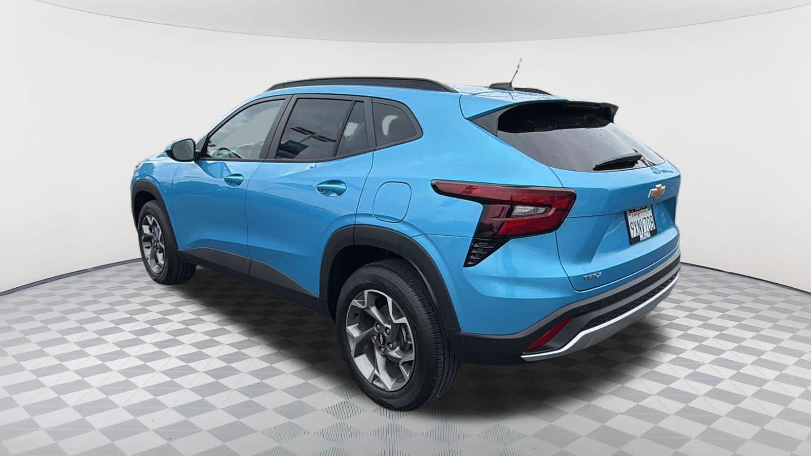 Thumbnail: 2026 Chevrolet Trax - 7