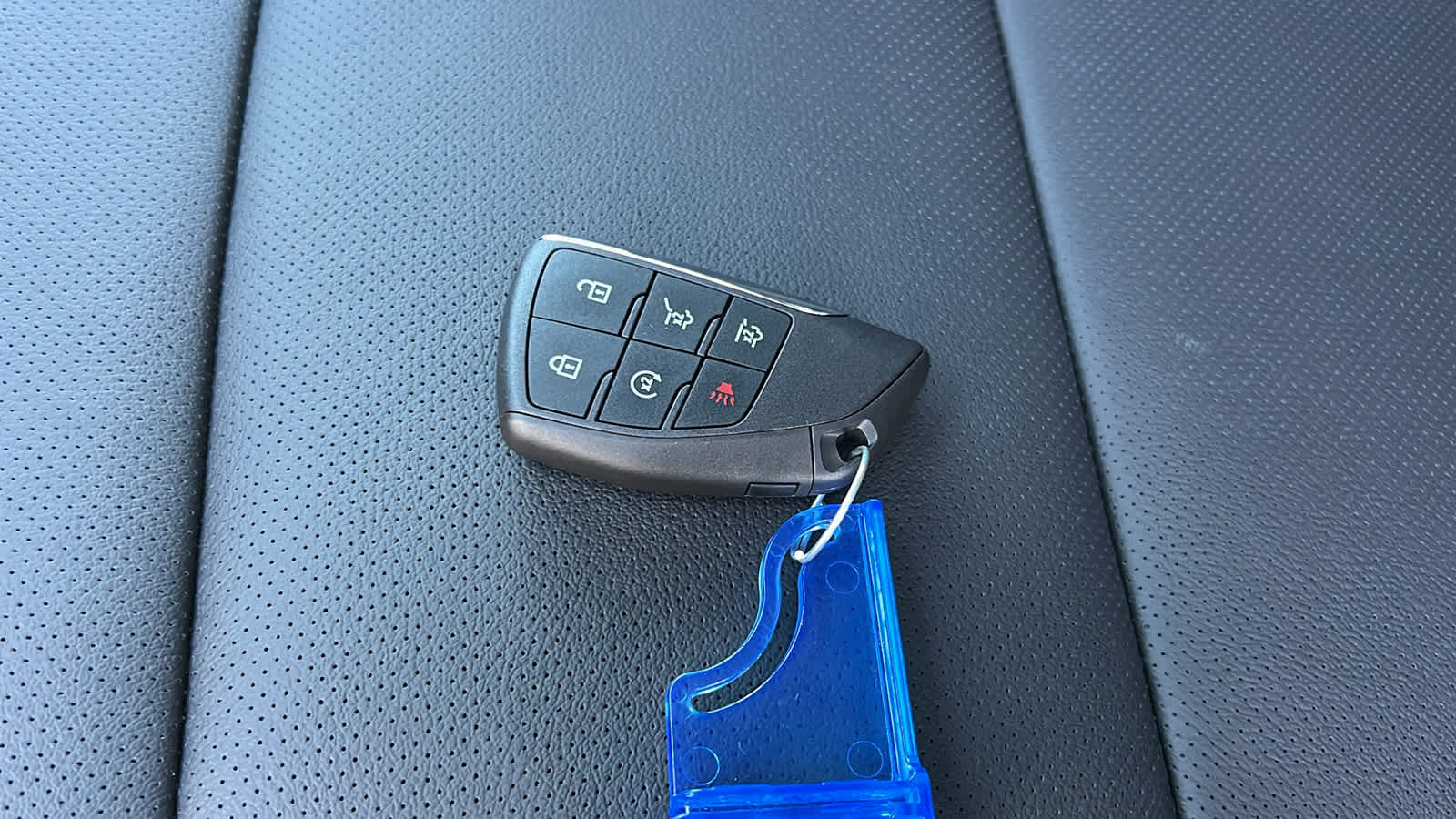 Thumbnail: 2025 Chevrolet Suburban - 29