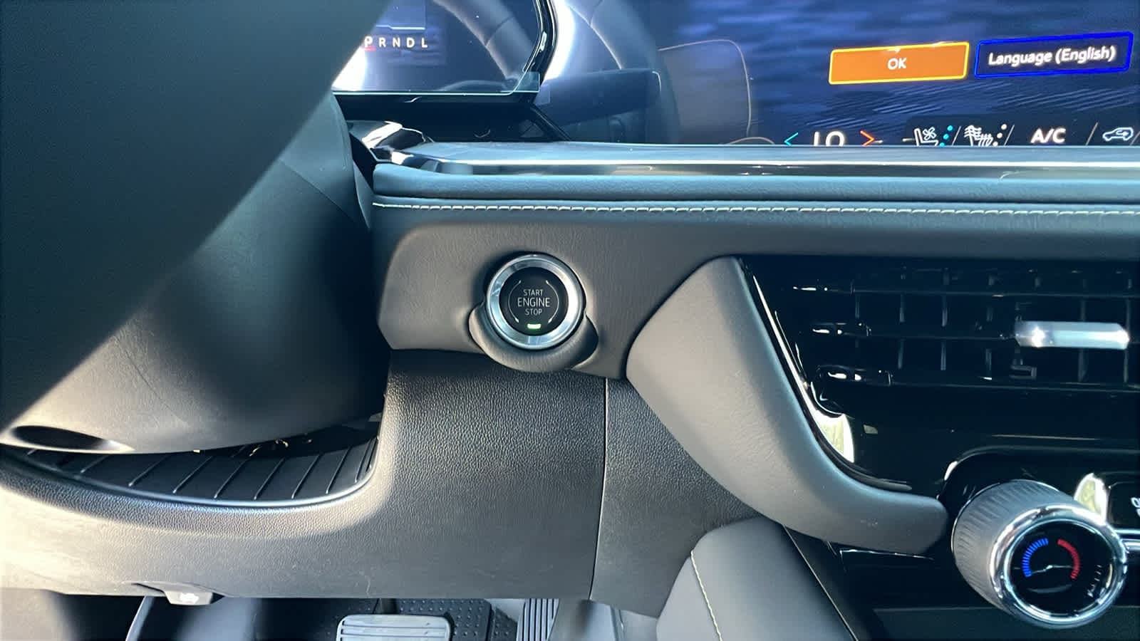 Thumbnail: 2025 Chevrolet Suburban - 17