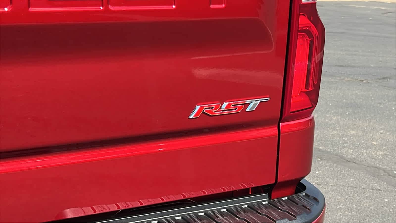 Thumbnail: 2026 Chevrolet Silverado 1500 - 28