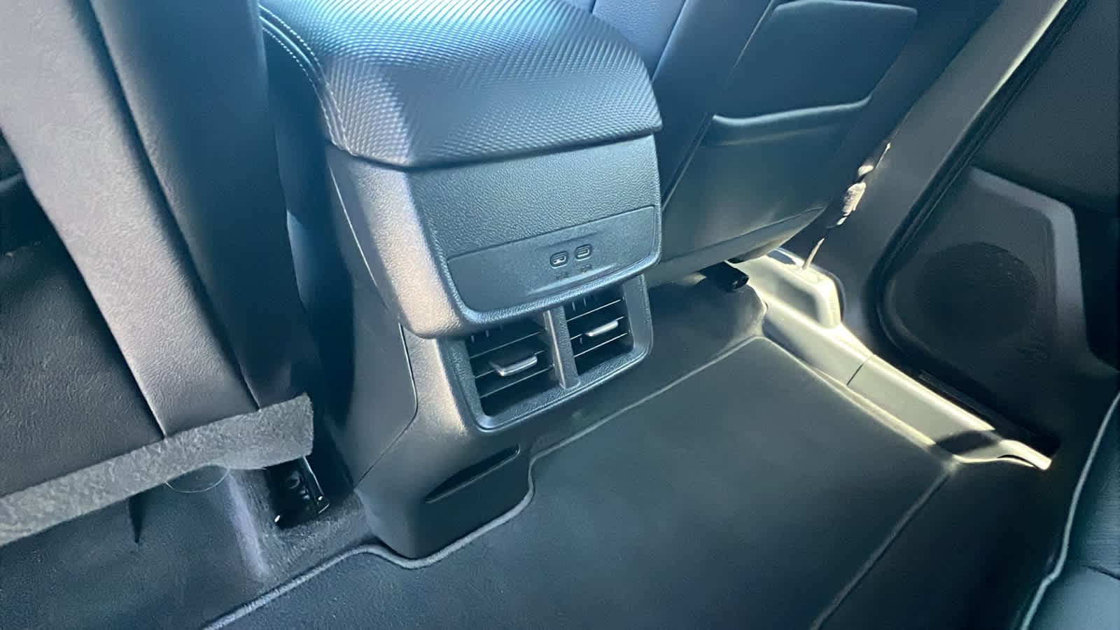 Thumbnail: 2025 Chevrolet Equinox - 25