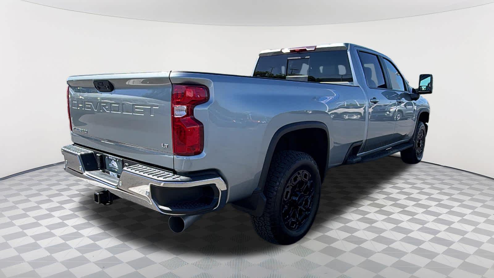 Thumbnail: 2026 Chevrolet Silverado 2500 - 5