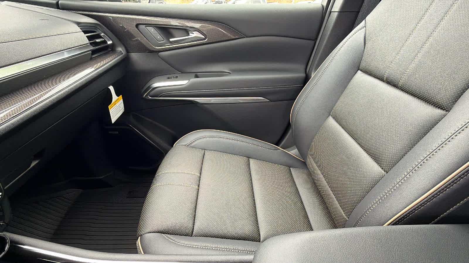 2026 Chevrolet Traverse High Country - Photo 12