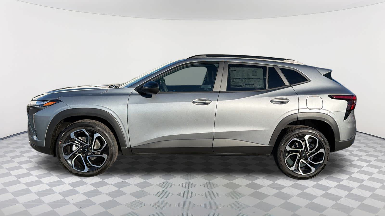 Thumbnail: 2026 Chevrolet Trax - 8