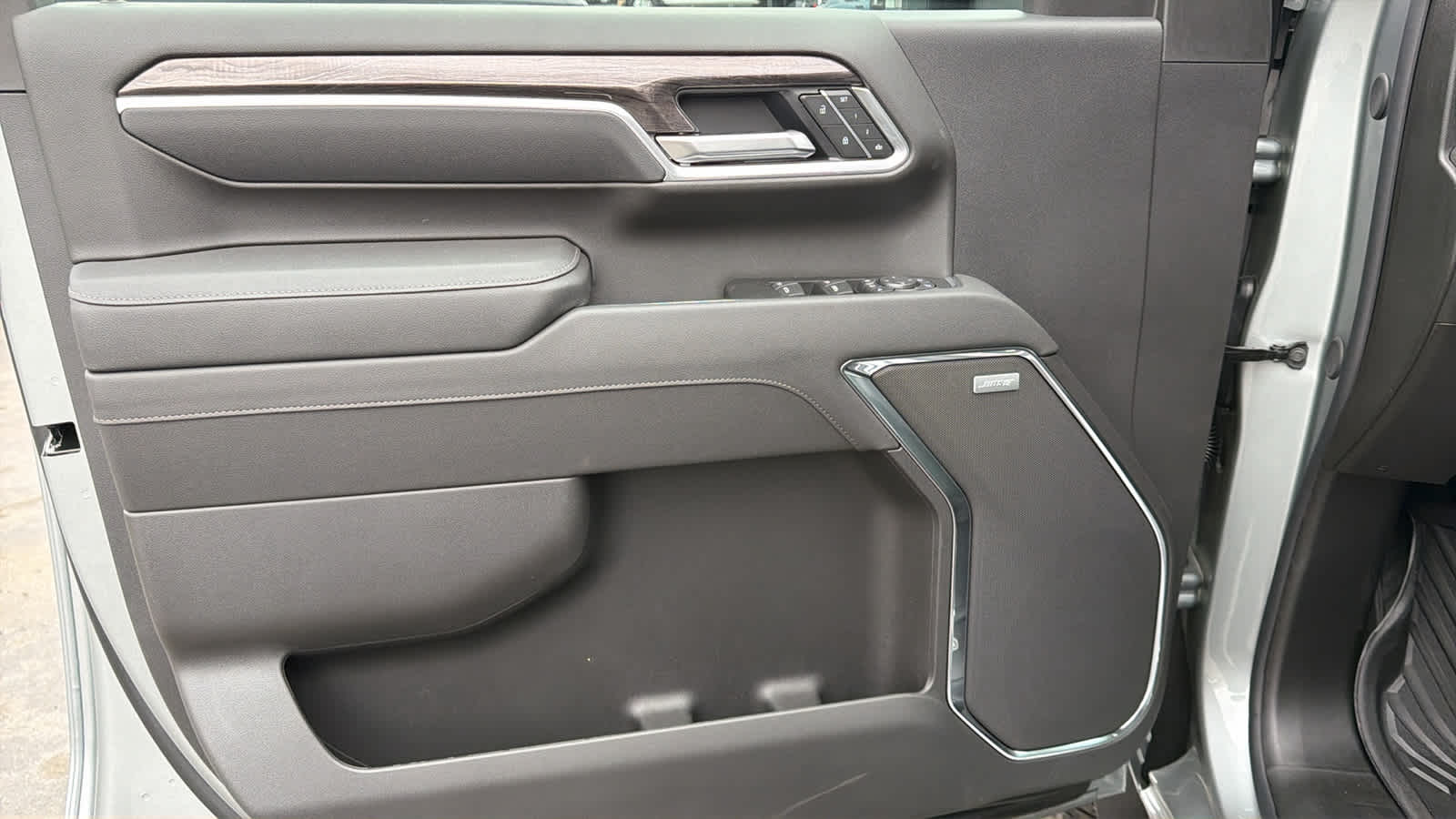 Thumbnail: 2026 Chevrolet Silverado 2500 - 23