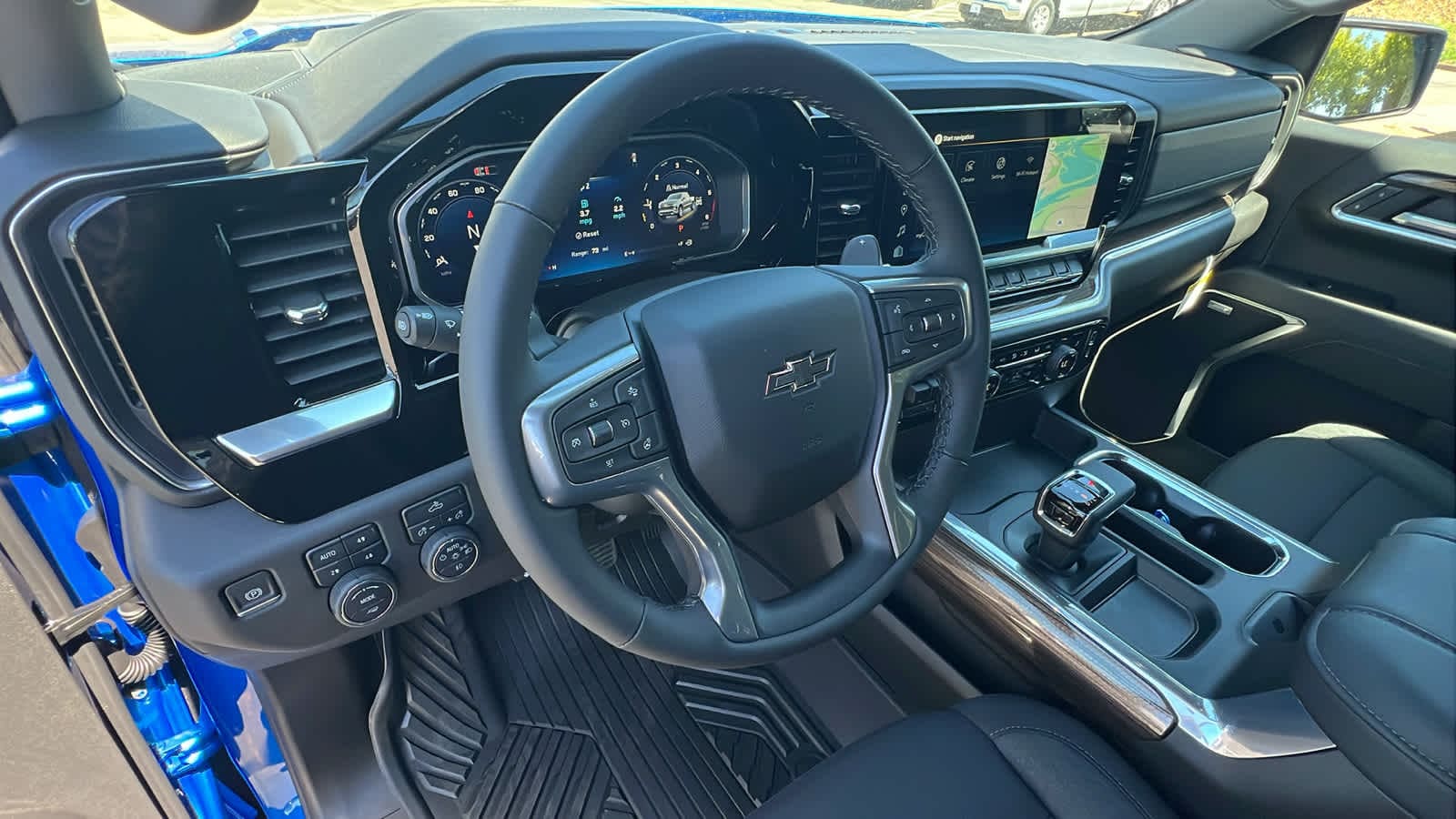 Thumbnail: 2026 Chevrolet Silverado 1500 - 10