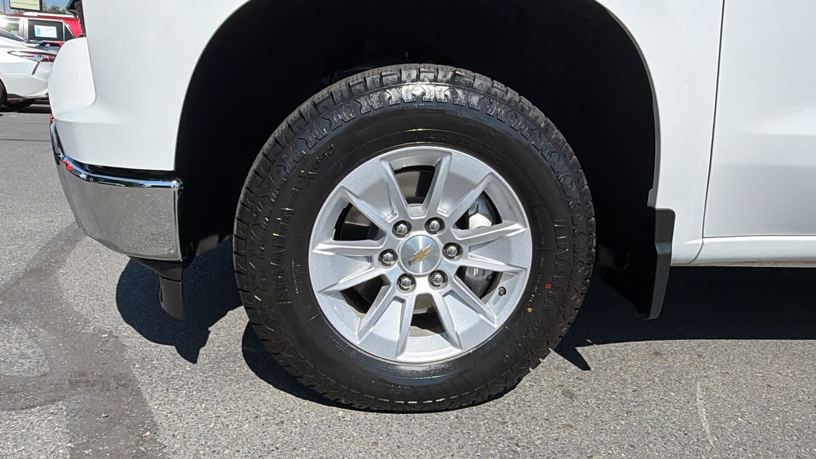 2025 Chevrolet Silverado 1500 LT - Photo 9