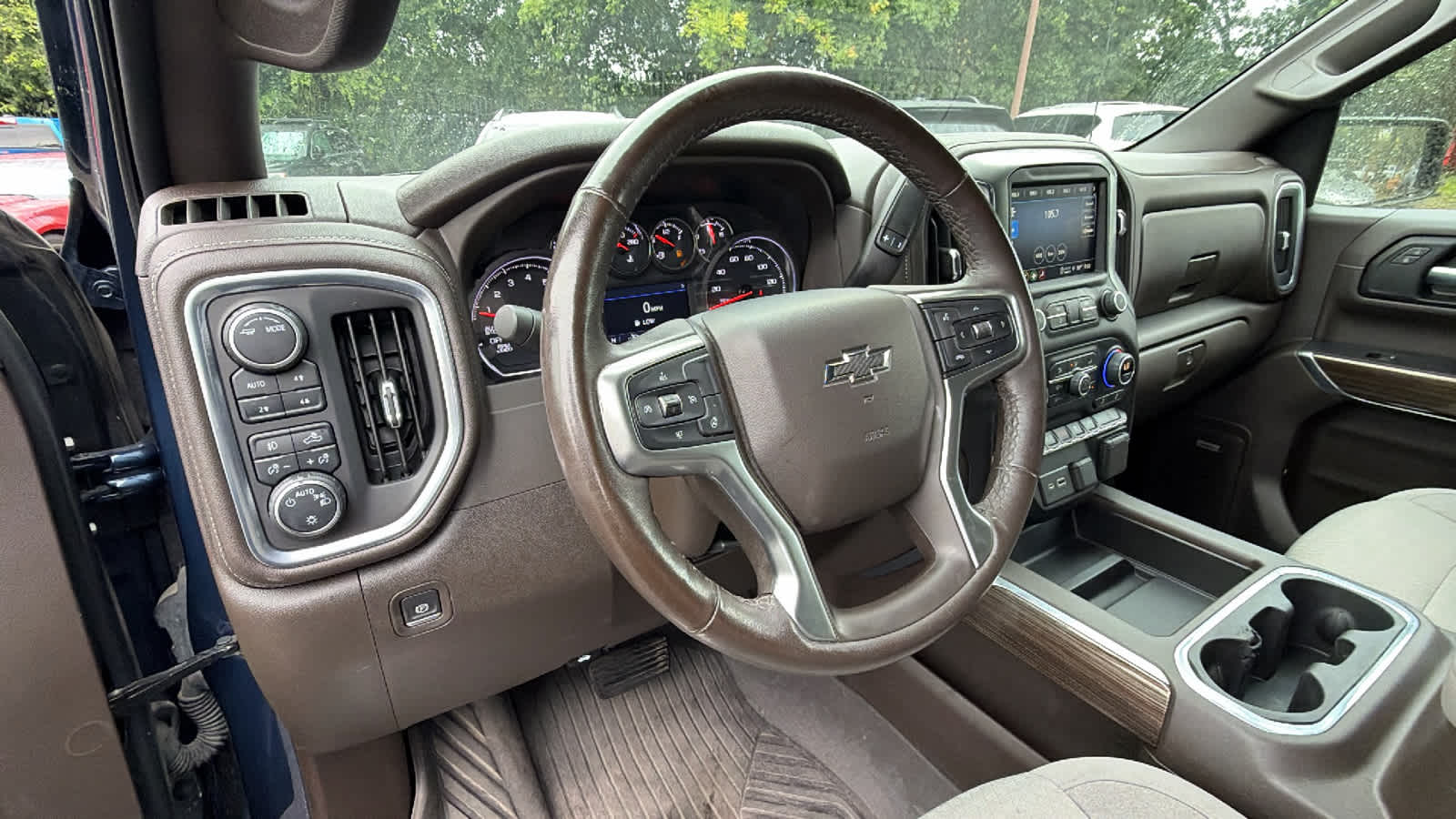 Thumbnail: 2021 Chevrolet Silverado 1500 - 10