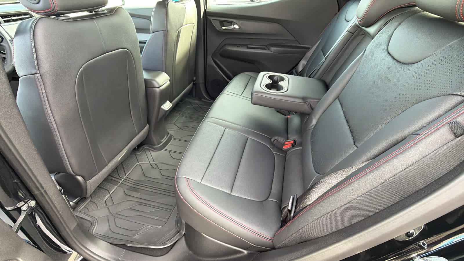 Thumbnail: 2027 Chevrolet Bolt EV - 24