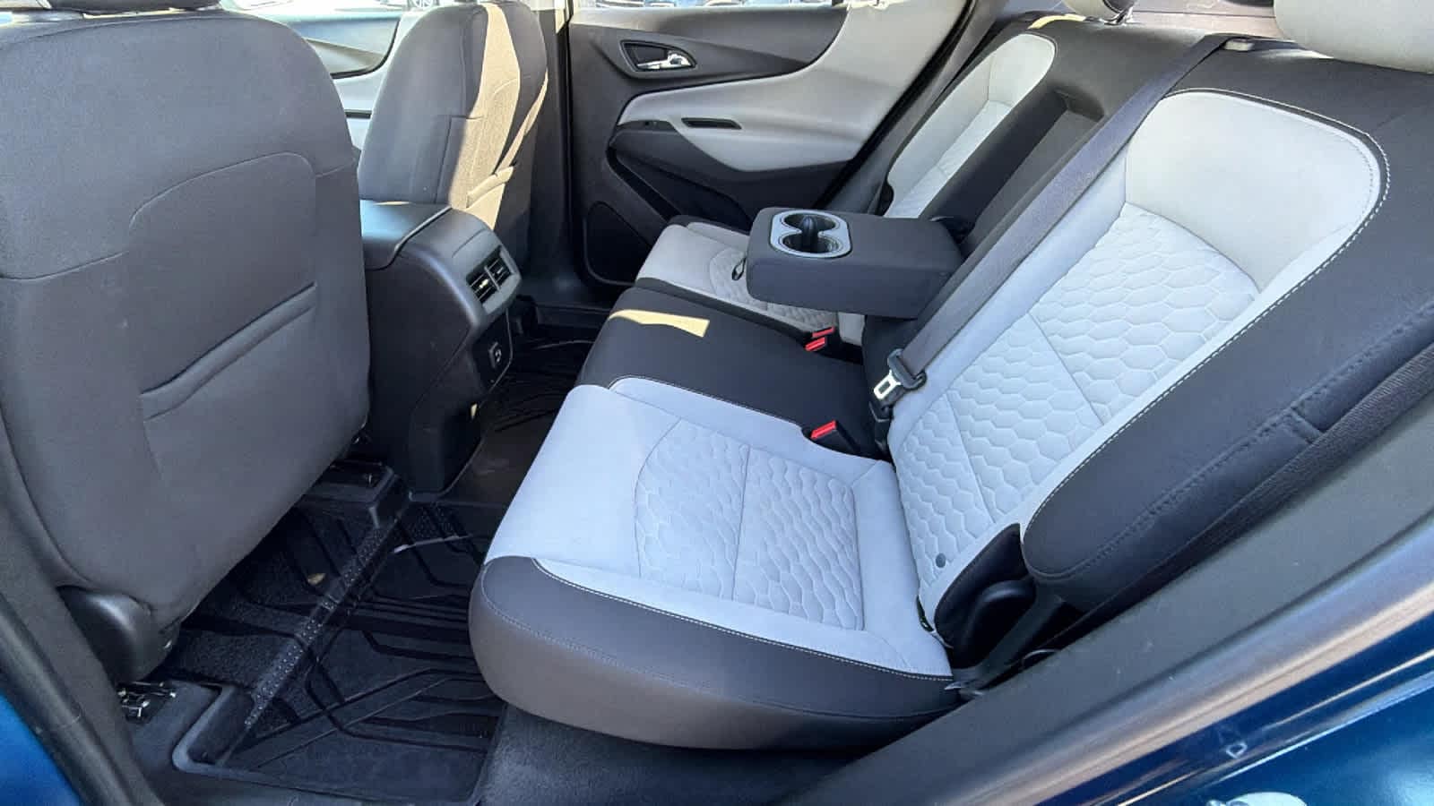 Thumbnail: 2020 Chevrolet Equinox - 24