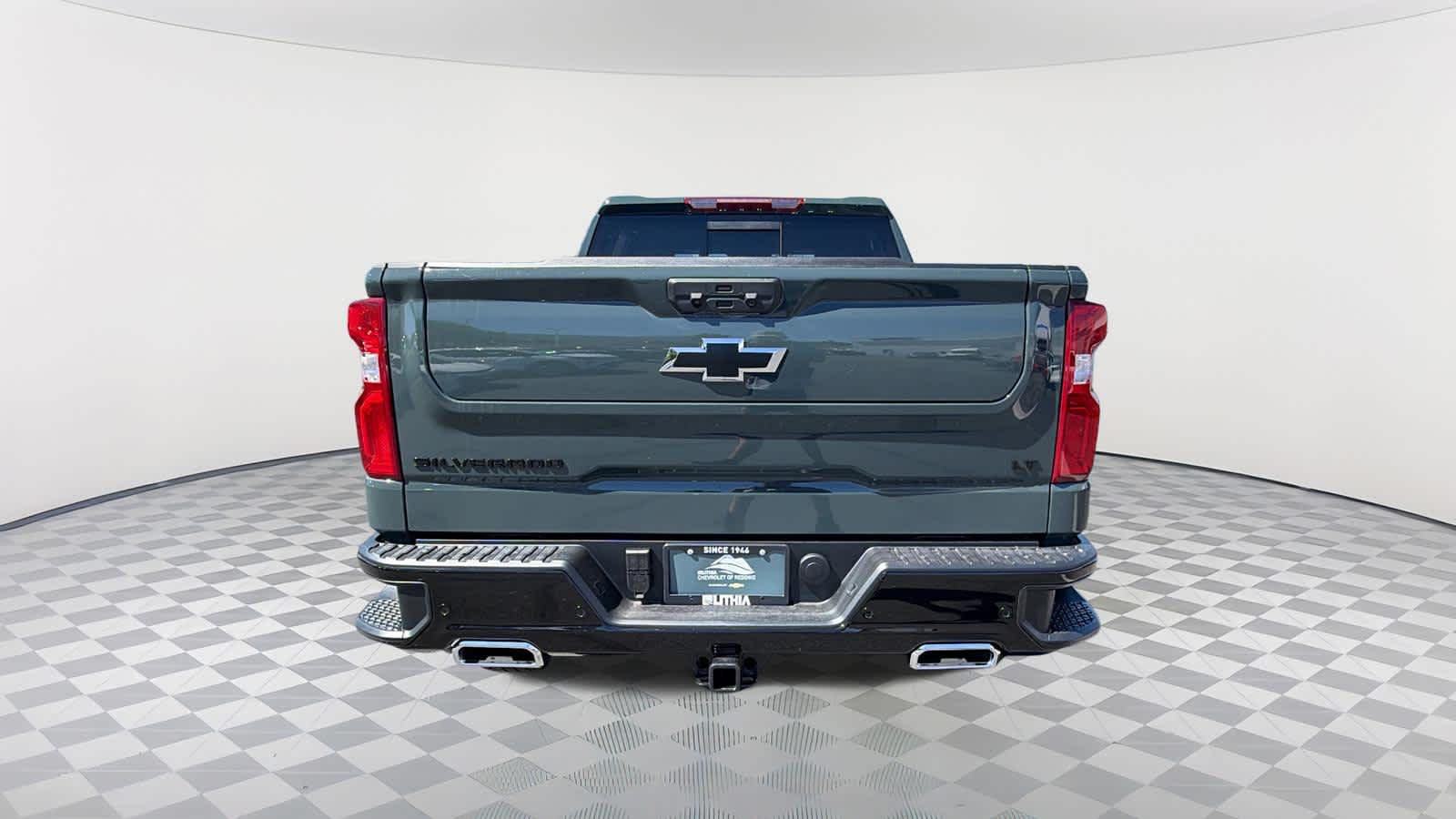 Thumbnail: 2026 Chevrolet Silverado 1500 - 6