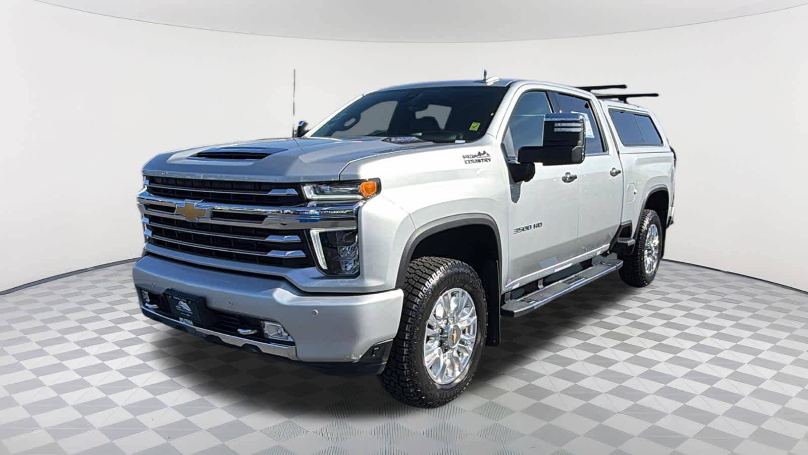 2022 Chevrolet Silverado HD High Country 4WD Crew Cab Long Box SRW's photo