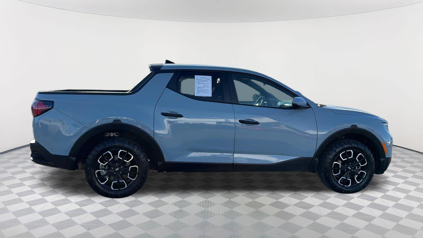 Thumbnail: 2023 Hyundai Santa Cruz - 4