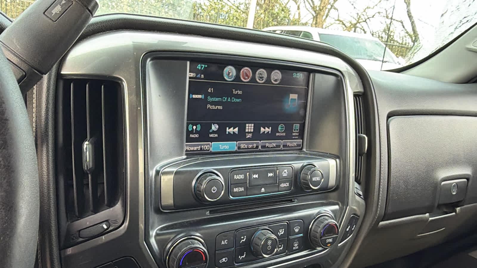 Thumbnail: 2018 Chevrolet Silverado 1500 - 14