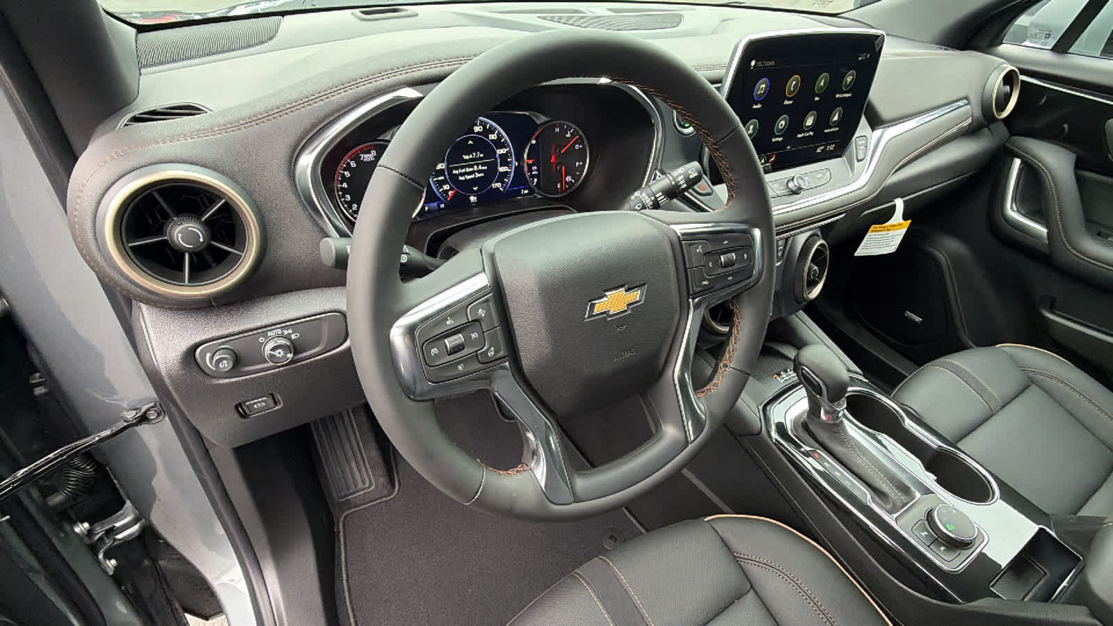 Thumbnail: 2025 Chevrolet Blazer - 10