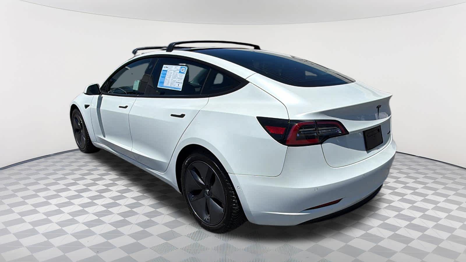 Thumbnail: 2019 Tesla Model 3 - 7