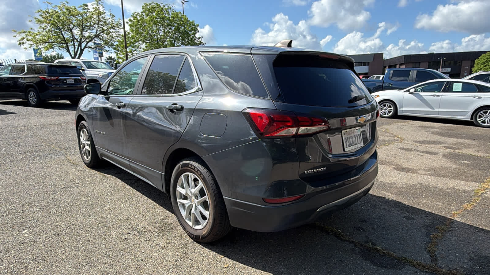 Thumbnail: 2022 Chevrolet Equinox - 7